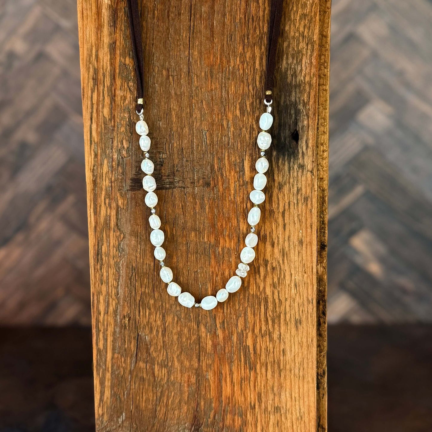 Classic Pearl Slider in White