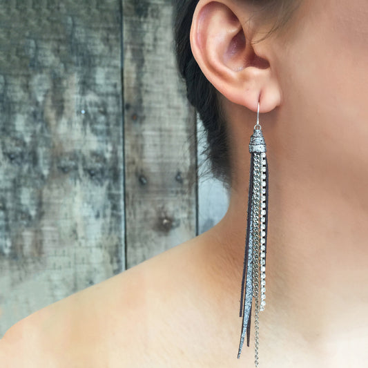 Tassel Earrings In Brown Shimmer