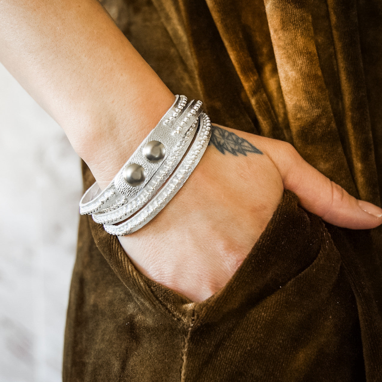 Beads Row Slender Wrap Bracelet in Dust