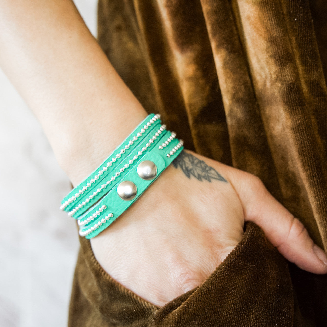 Beads Row Slender Wrap Bracelet in Turquoise